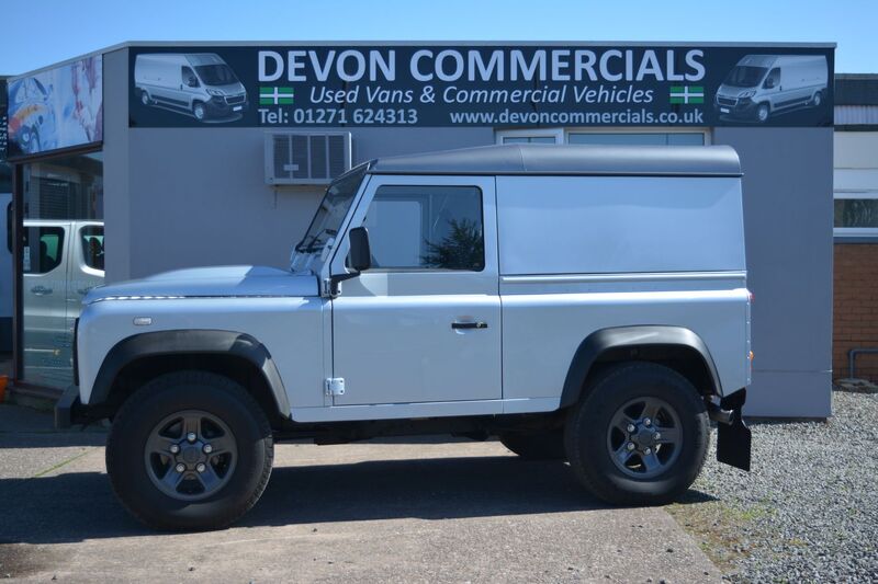 View LAND ROVER DEFENDER HARD TOP