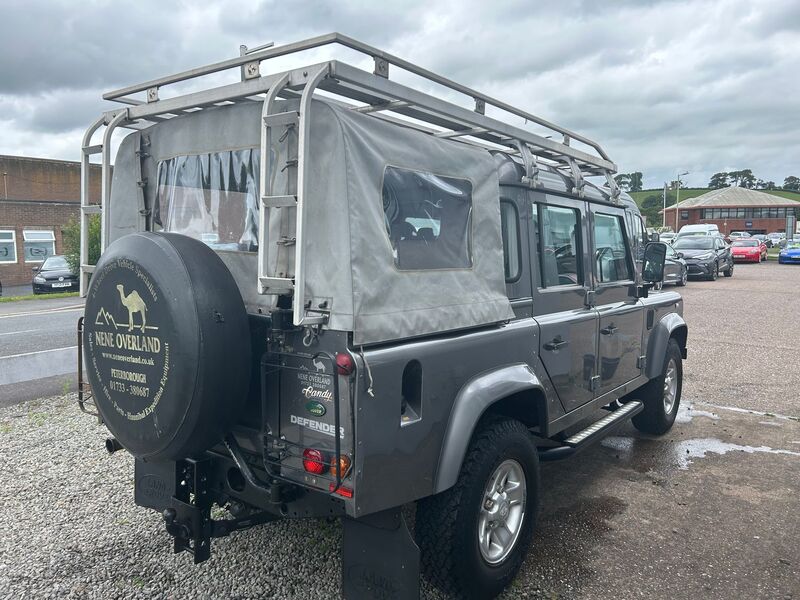 View LAND ROVER DEFENDER 110 XS DCB